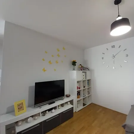 Apartman Sun شقة